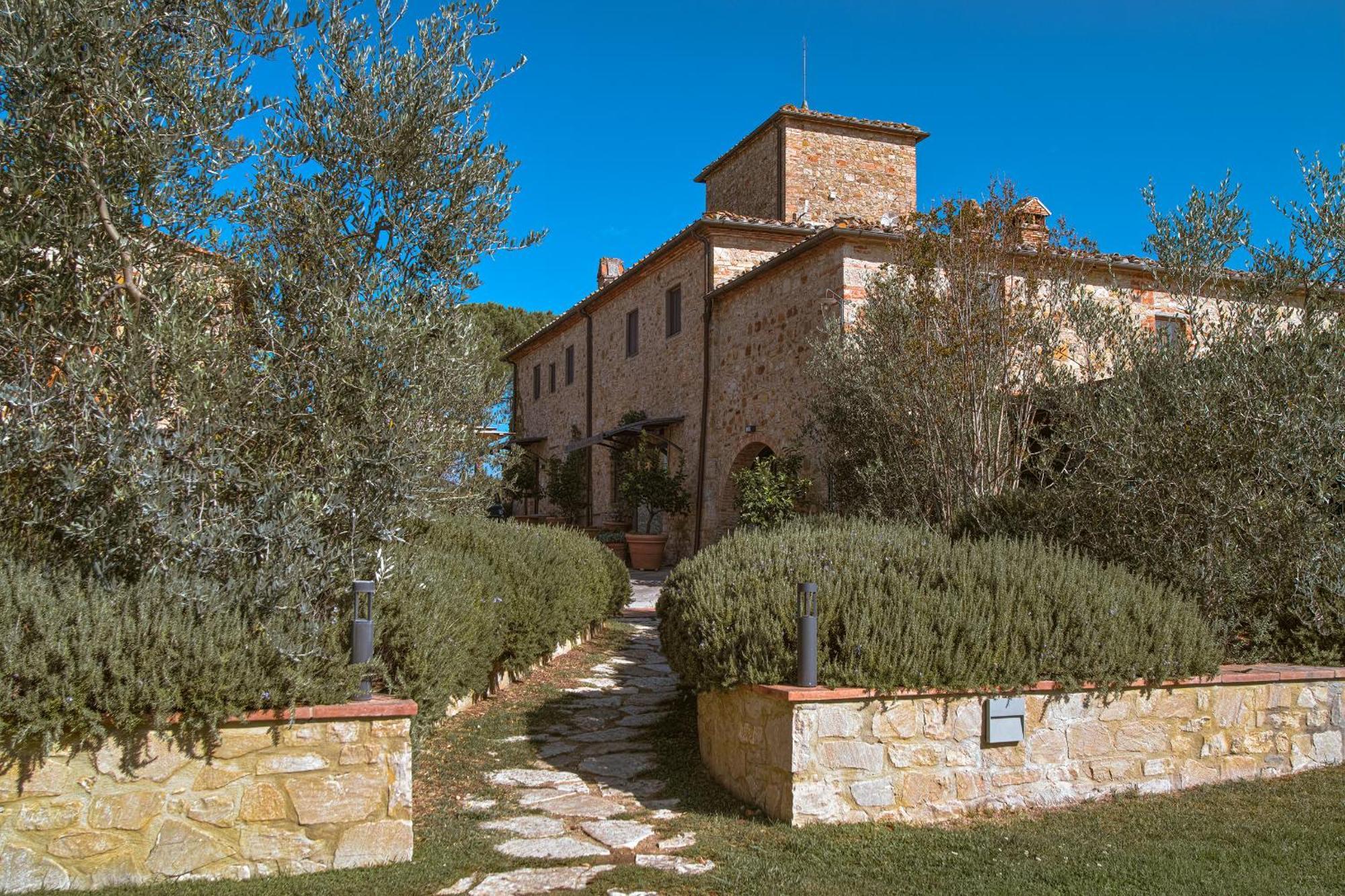 Locanda Le Piazze Castellina in Chianti Exterior photo